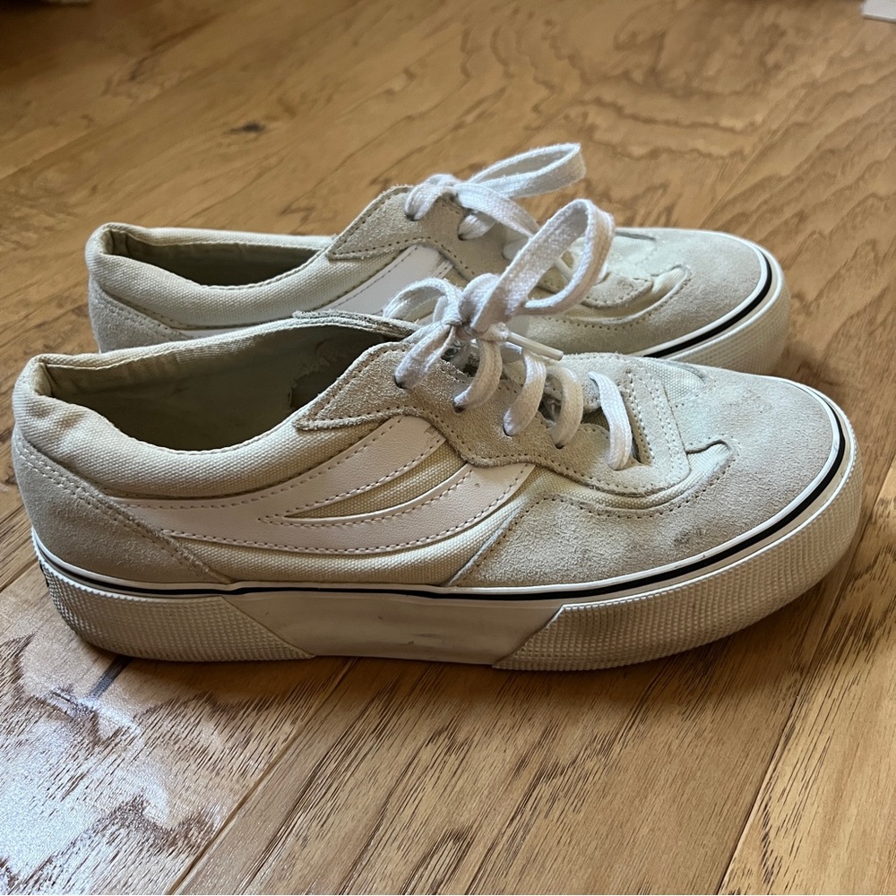 Superga Womens 3041 Revolley Colourblock Platform Trainer Women’s 9/40 Cream
